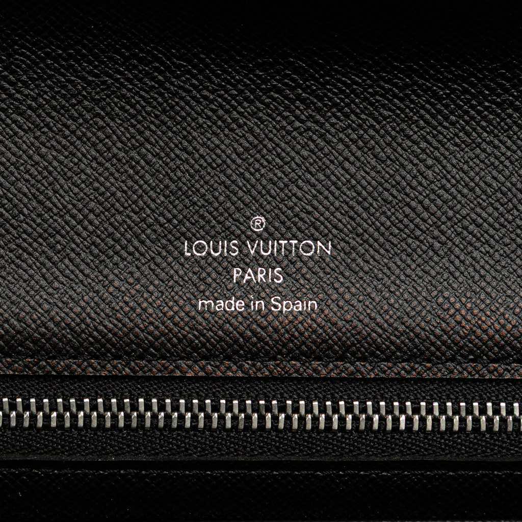 Louis Vuitton Taiga Selenga - 5