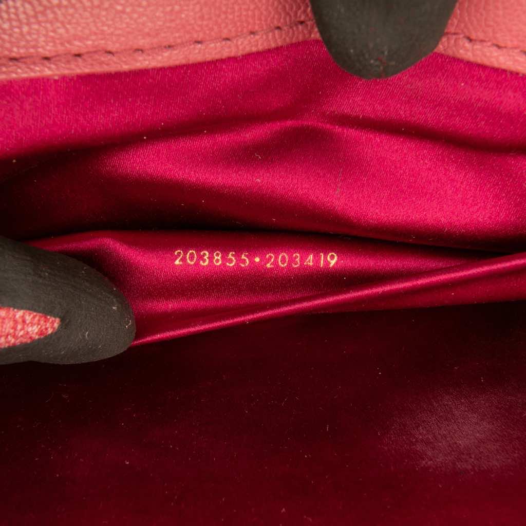 Yves Saint Laurent Large Leather Belle de Jour Clutch - Detail 1