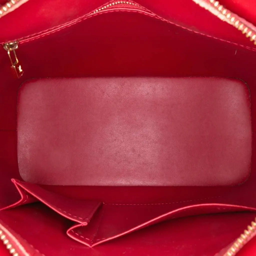 Louis Vuitton Monogram Vernis Houston Red Leather Good - Model View