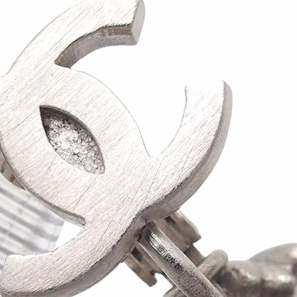 Chanel Silver Plated CC Pearl Dangle Clip On Earrings - Detail 2