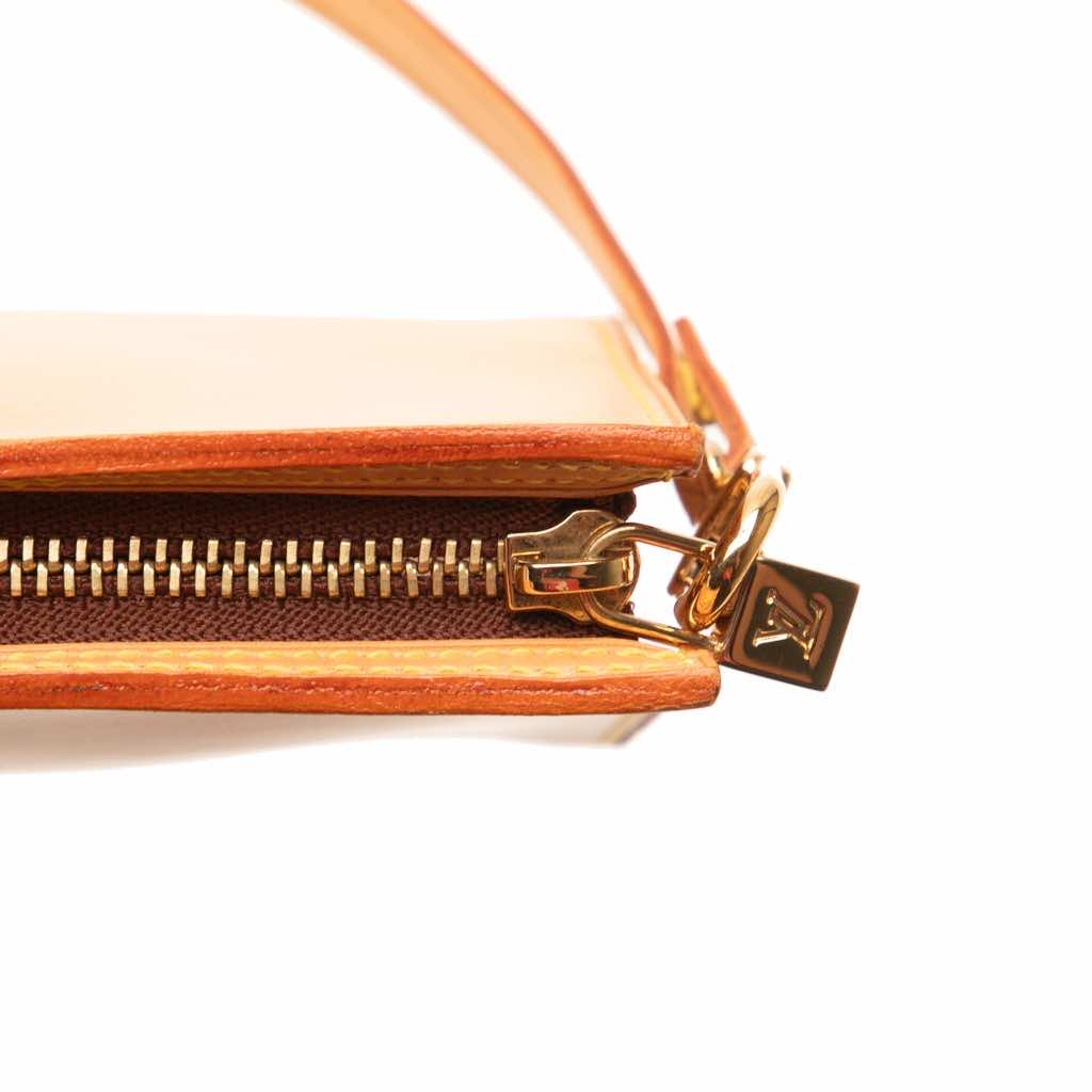 Louis Vuitton Nomade Pochette - Detail 2