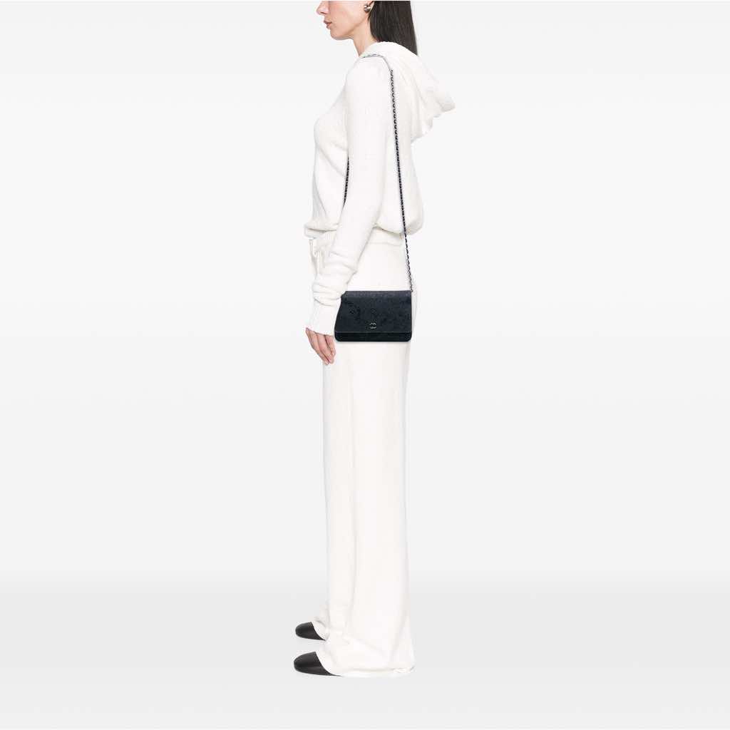 Chanel Lace Overlay Goatskin Wallet On Chain - Image 14