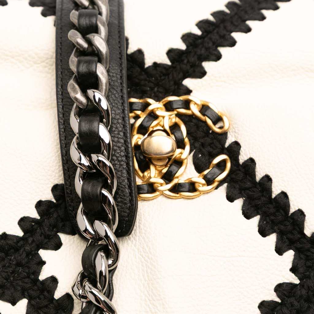 Chanel Medium Crochet Calfskin 19 Flap - Image 12