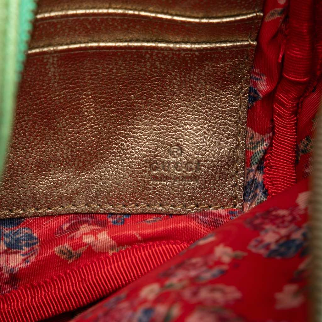 Gucci Laminated Nappa Trapuntata Wristlet Clutch - Side view