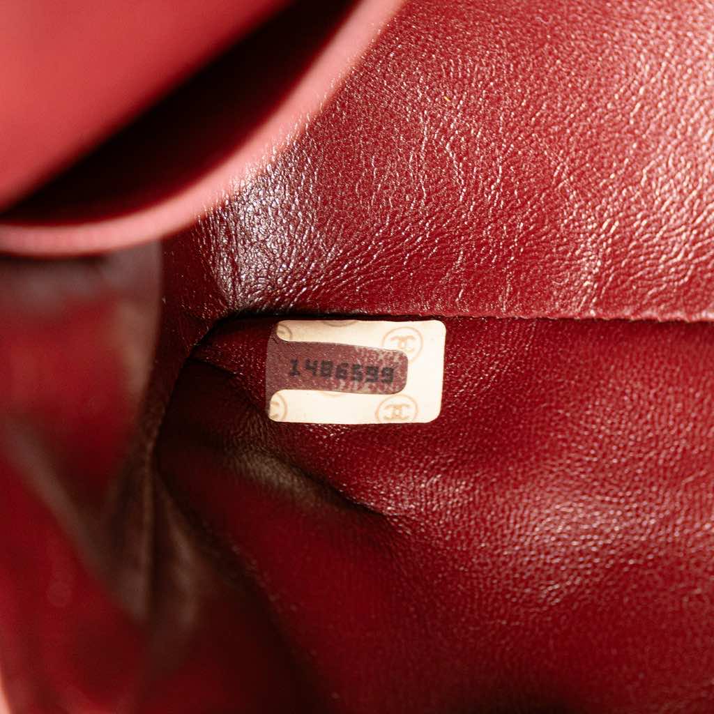 Chanel Small Classic Lambskin Double Flap - Detail 2