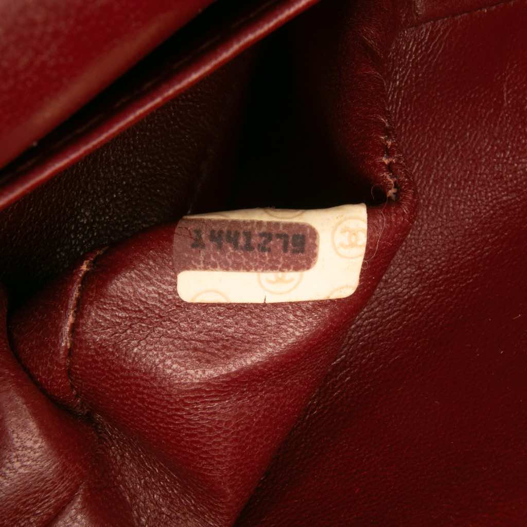 Chanel Small Classic Lambskin Double Flap - Detail 1