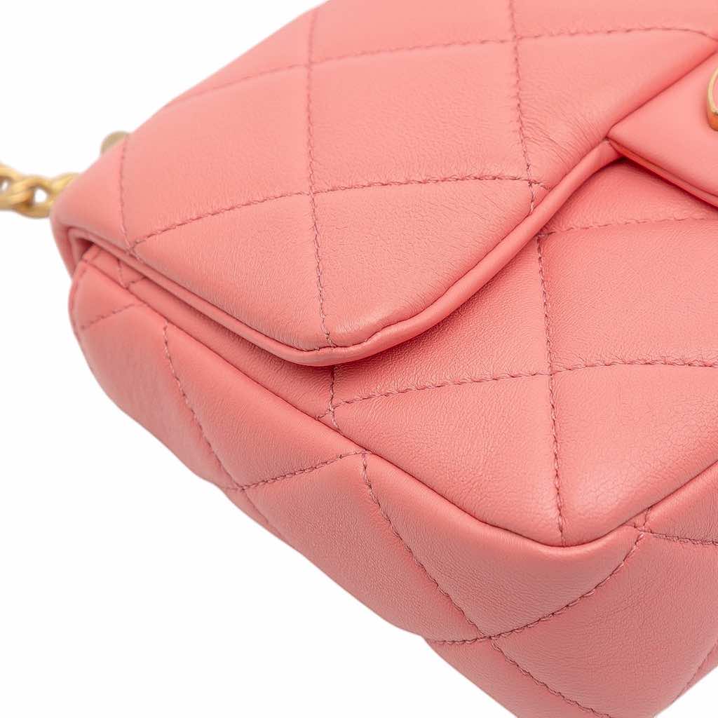 Chanel Mini Lambskin Pending CC Flap - Image 11