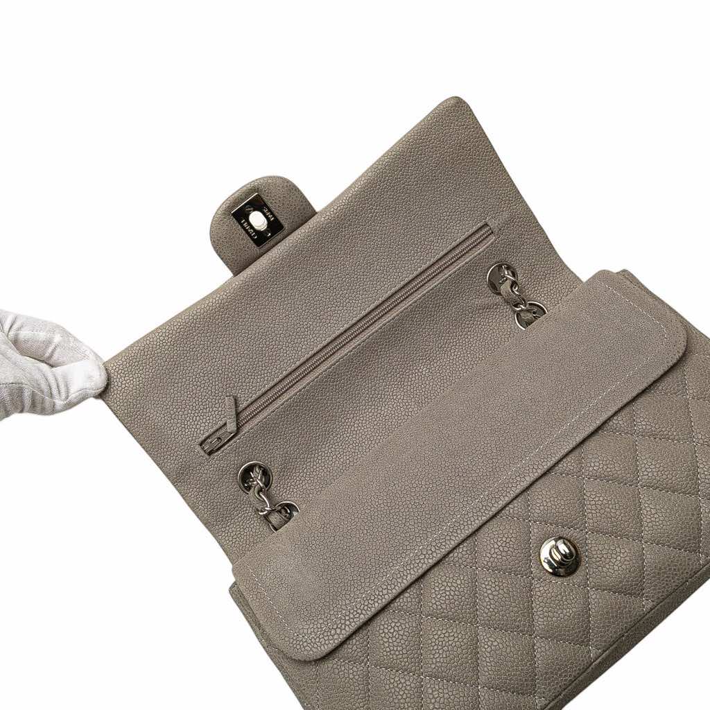 Chanel Medium Classic Caviar Double Flap - Detail 2
