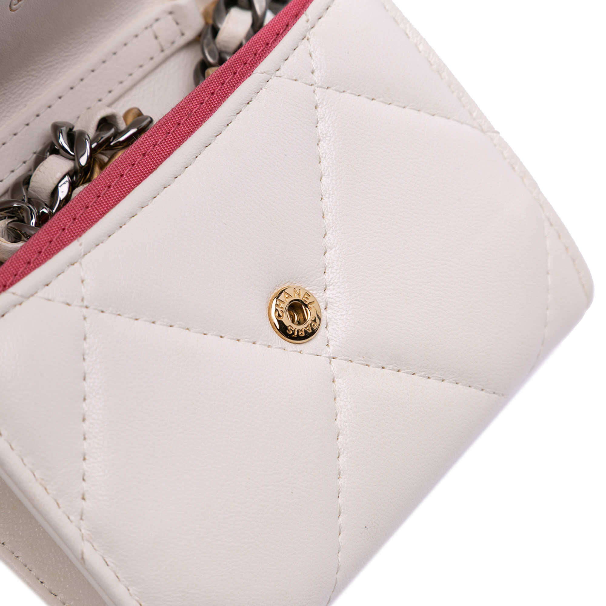 Chanel Quilted Lambskin Chanel 19 Card Holder On Chain - Image 11
