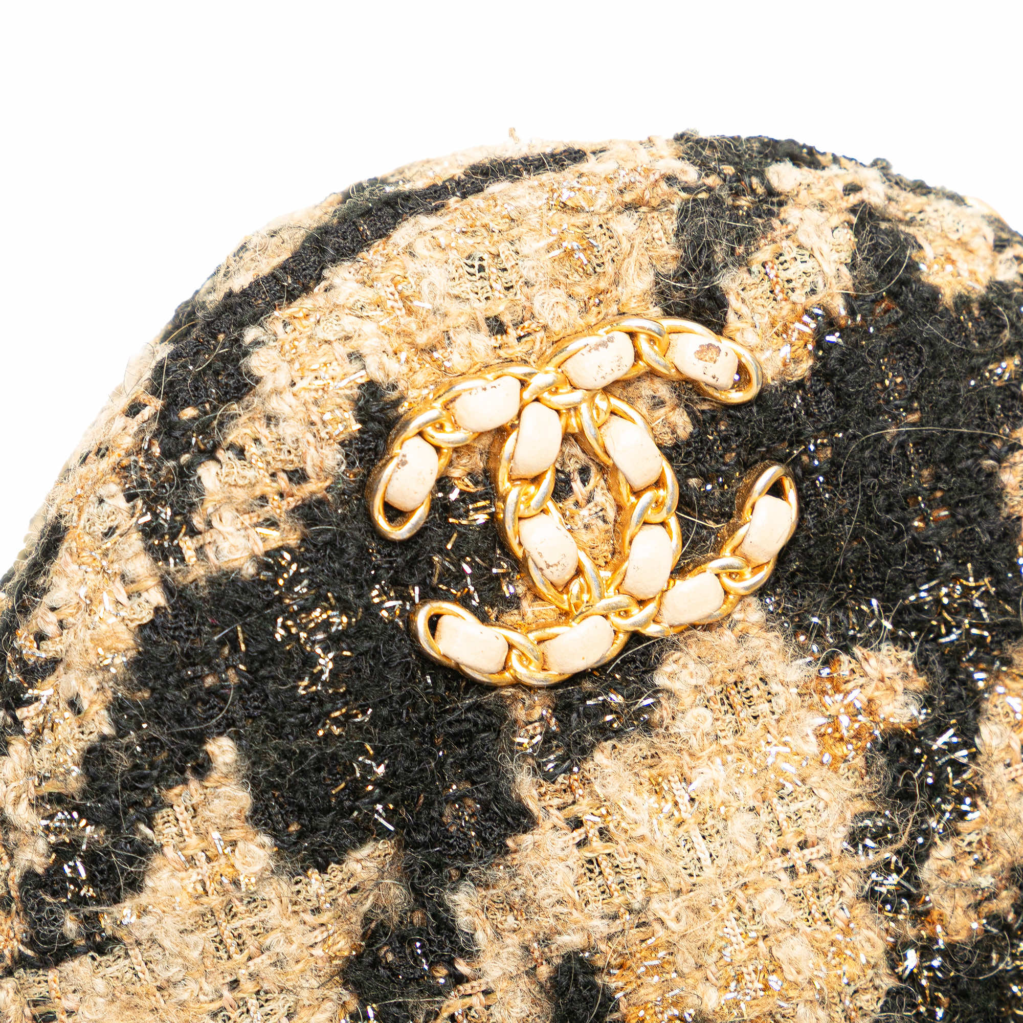 Chanel Tweed 19 Round Clutch with Chain and Coin Purse - Detail 2