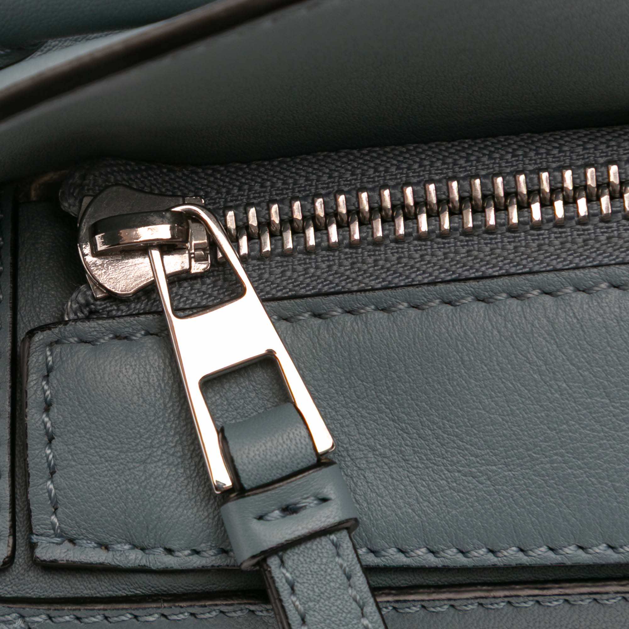 Loewe Small Calfskin Puzzle Satchel - Detail 2