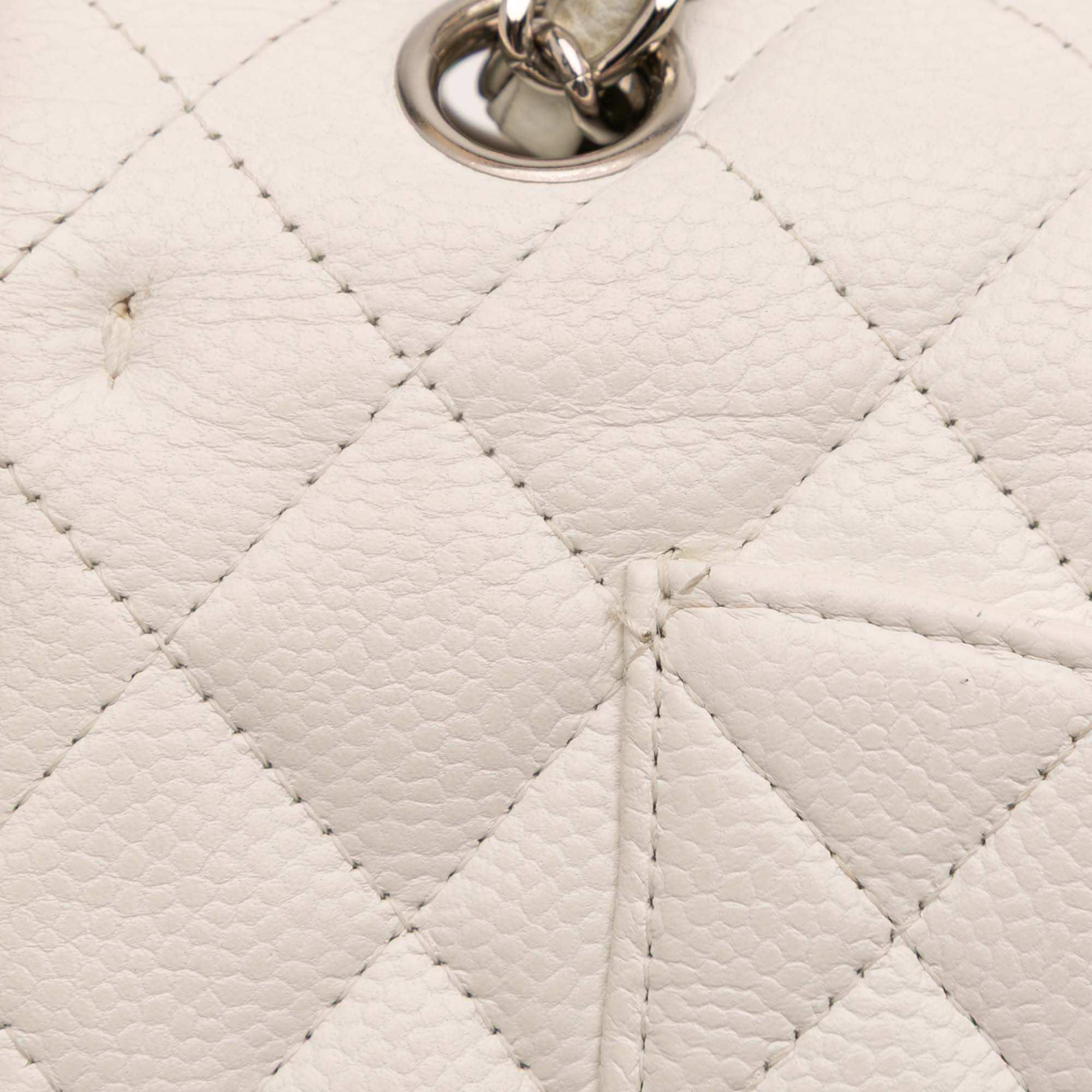 Chanel Medium Classic Caviar Double Flap - Image 11