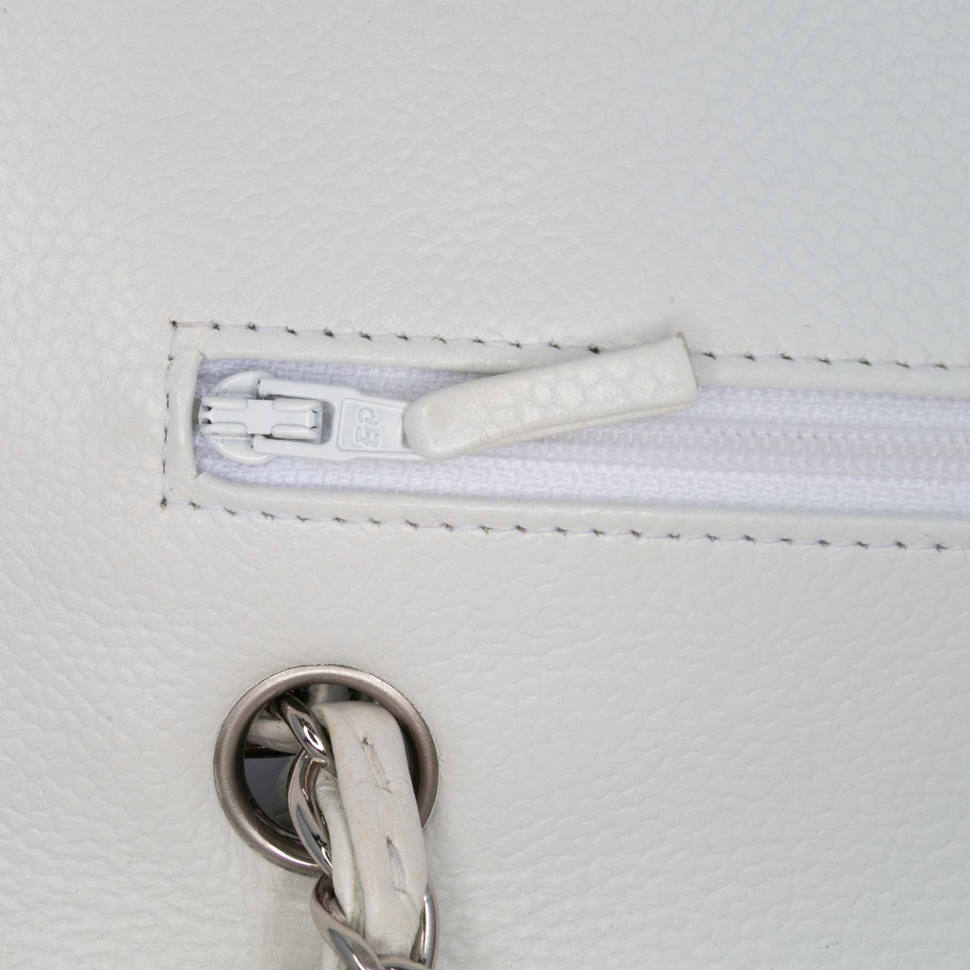 Chanel Medium Classic Caviar Double Flap - Image 12