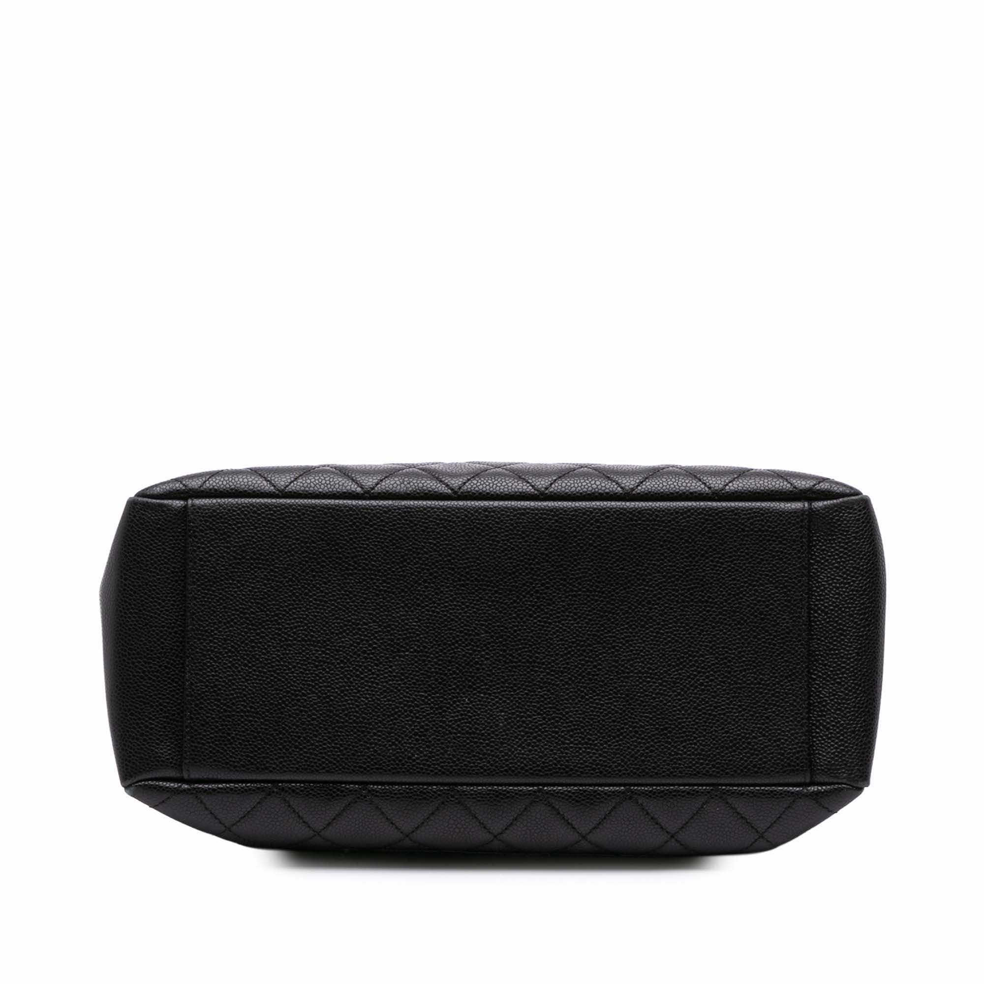 Chanel Caviar Grand Shopping Tote - 3