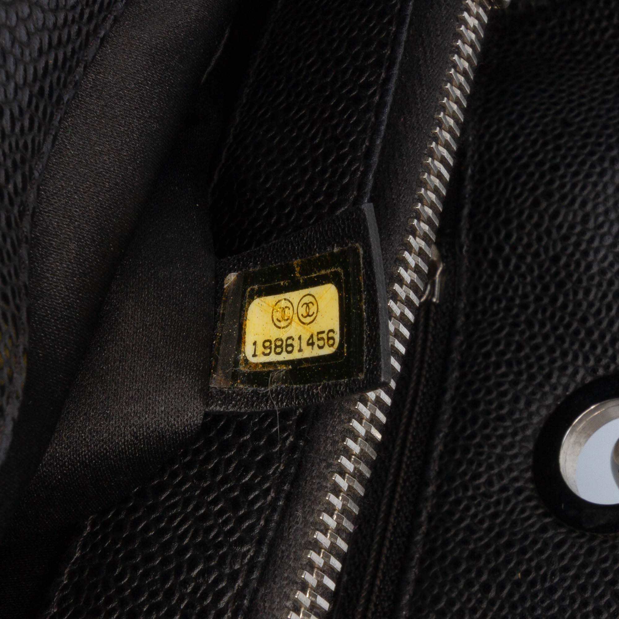 Chanel Caviar Grand Shopping Tote - 5