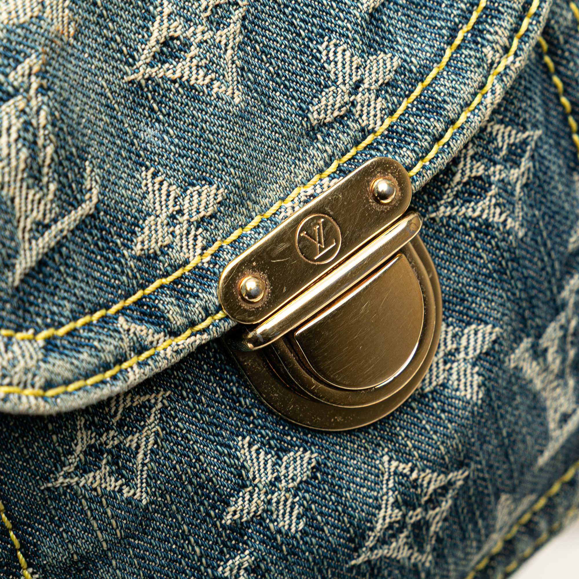 Louis Vuitton Monogram Denim Camera Bag - Image 10