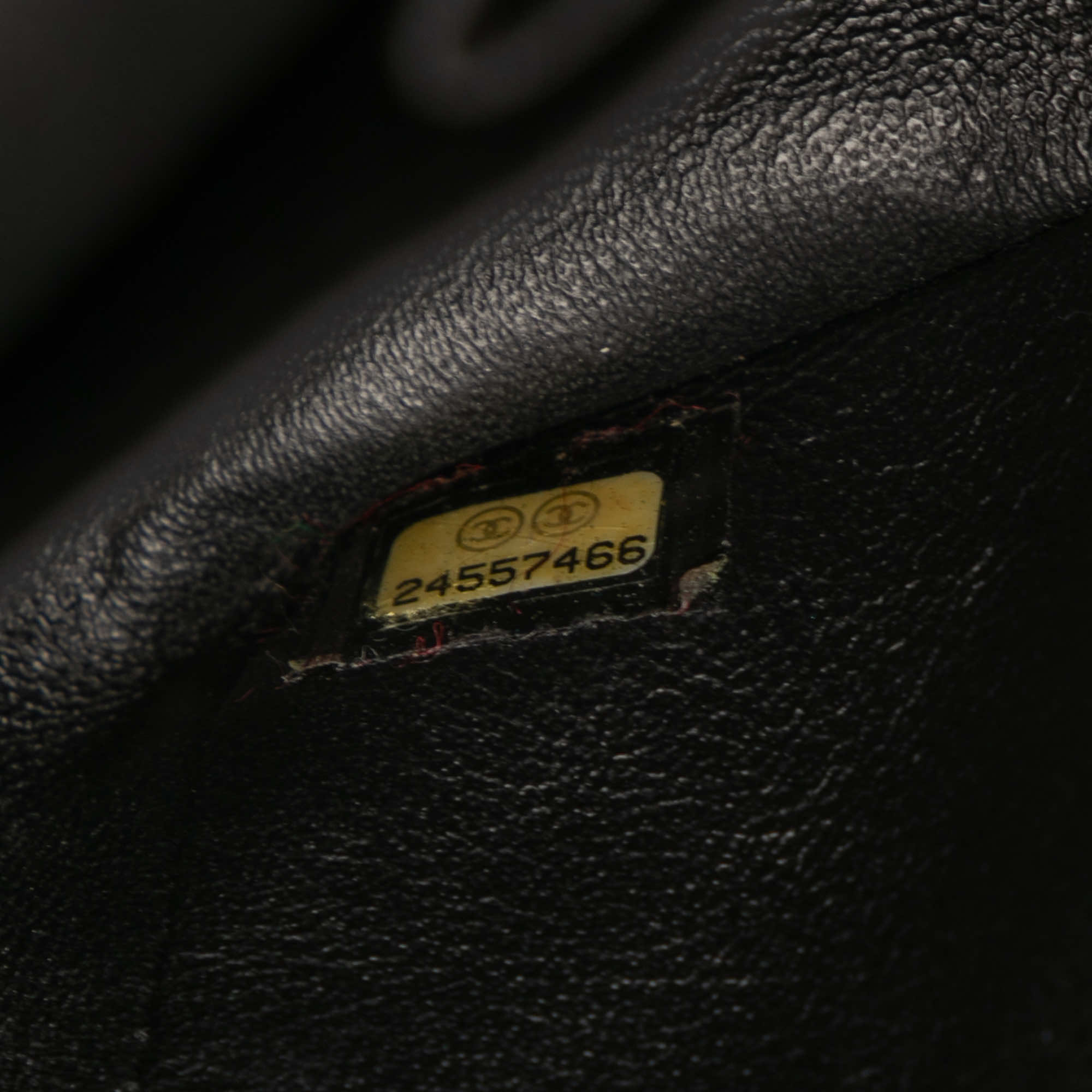 Chanel Small Classic Tweed Charm Double Flap - Detail 1