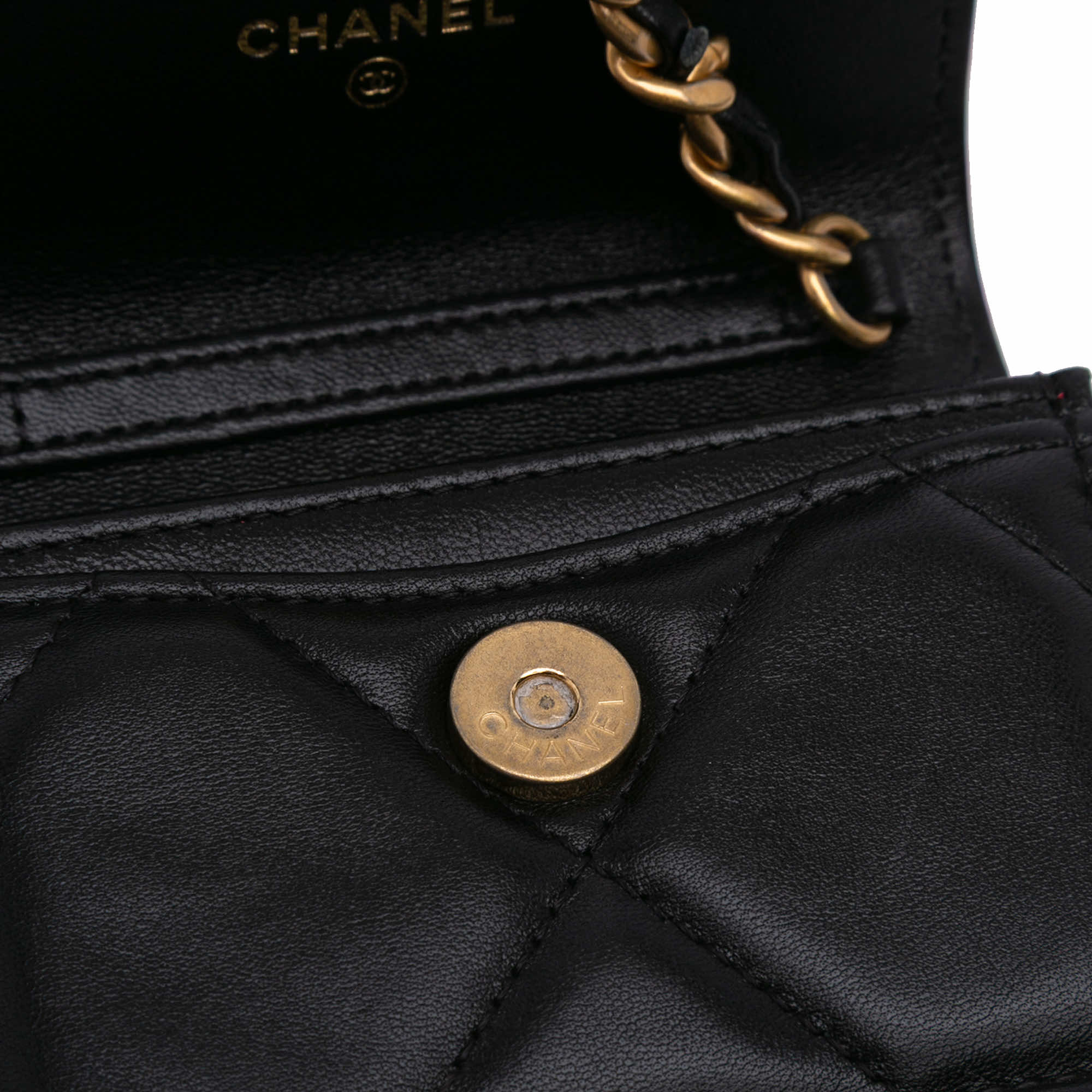 Chanel Lambskin 19 Flap Coin Purse With Chain - Image 10