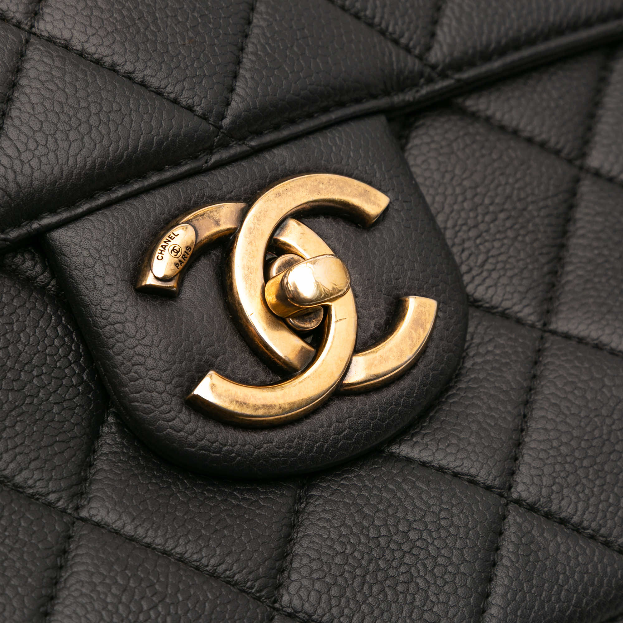 Chanel Jumbo CC Quilted Caviar Chunky Chain Flap - Image 13