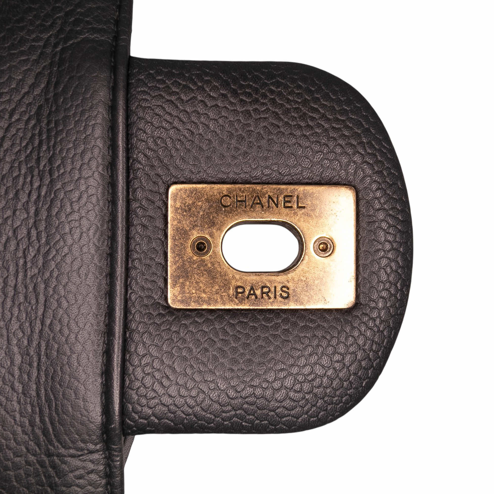 Chanel Jumbo CC Quilted Caviar Chunky Chain Flap - Detail 2