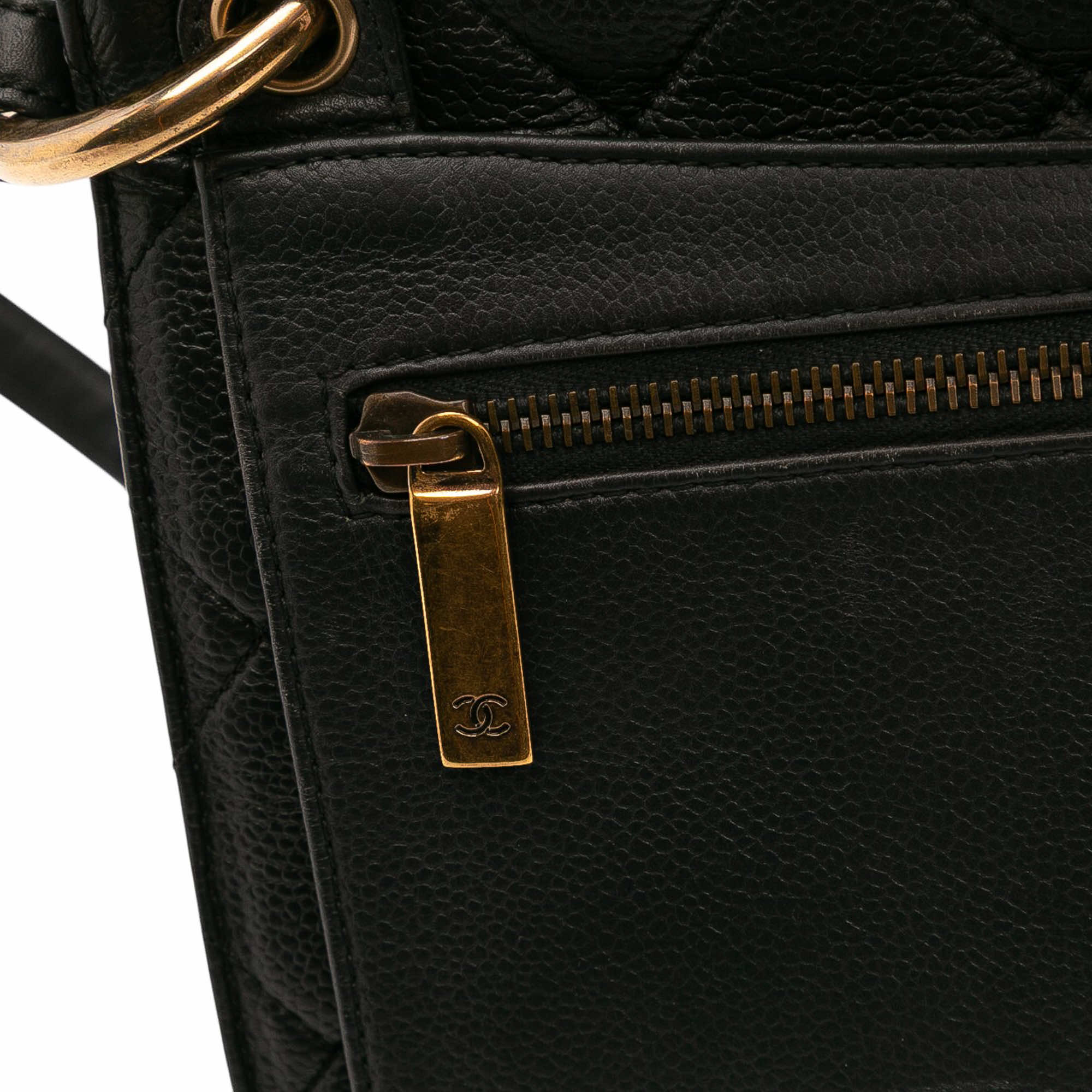 Chanel Jumbo CC Quilted Caviar Chunky Chain Flap - Image 10