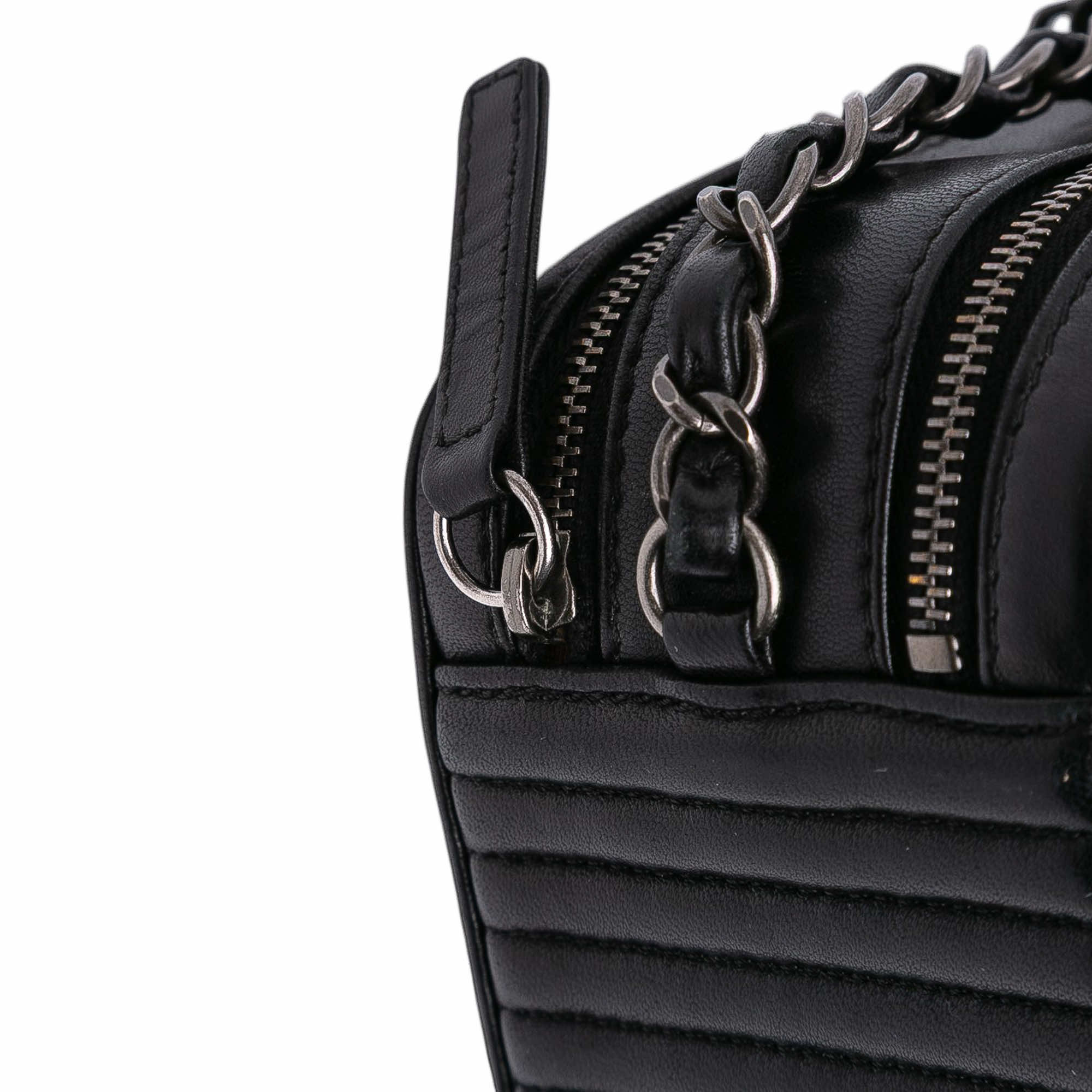 Chanel Small Quilted Lambskin Coco Boy Camera Bag - Detail 2