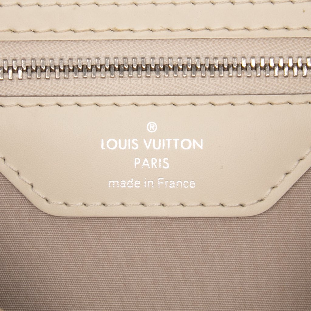 Louis Vuitton Epi Brea MM - Side view