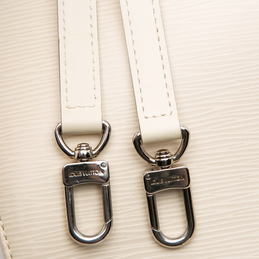 Louis Vuitton Epi Brea MM - Image 11