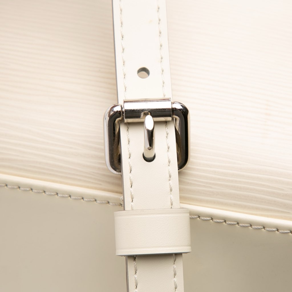 Louis Vuitton Epi Brea MM - Image 12