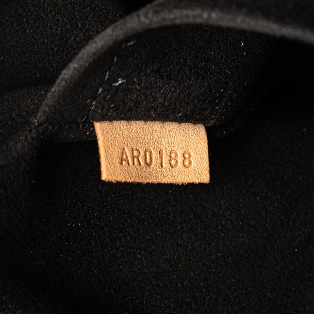 Louis Vuitton Monogram Marignan - Detail 1