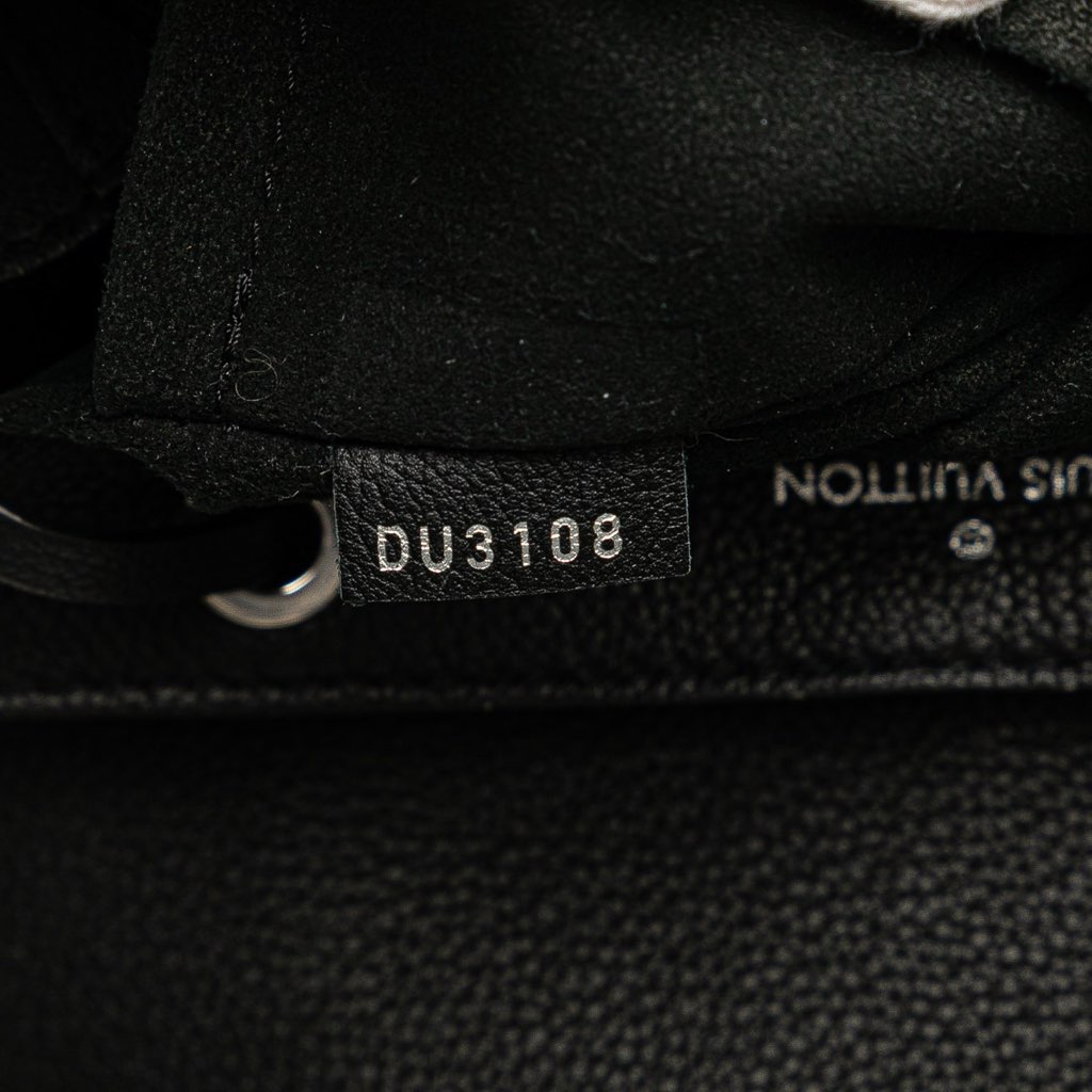 Louis Vuitton Taurillon Lockme Backpack - Detail 1