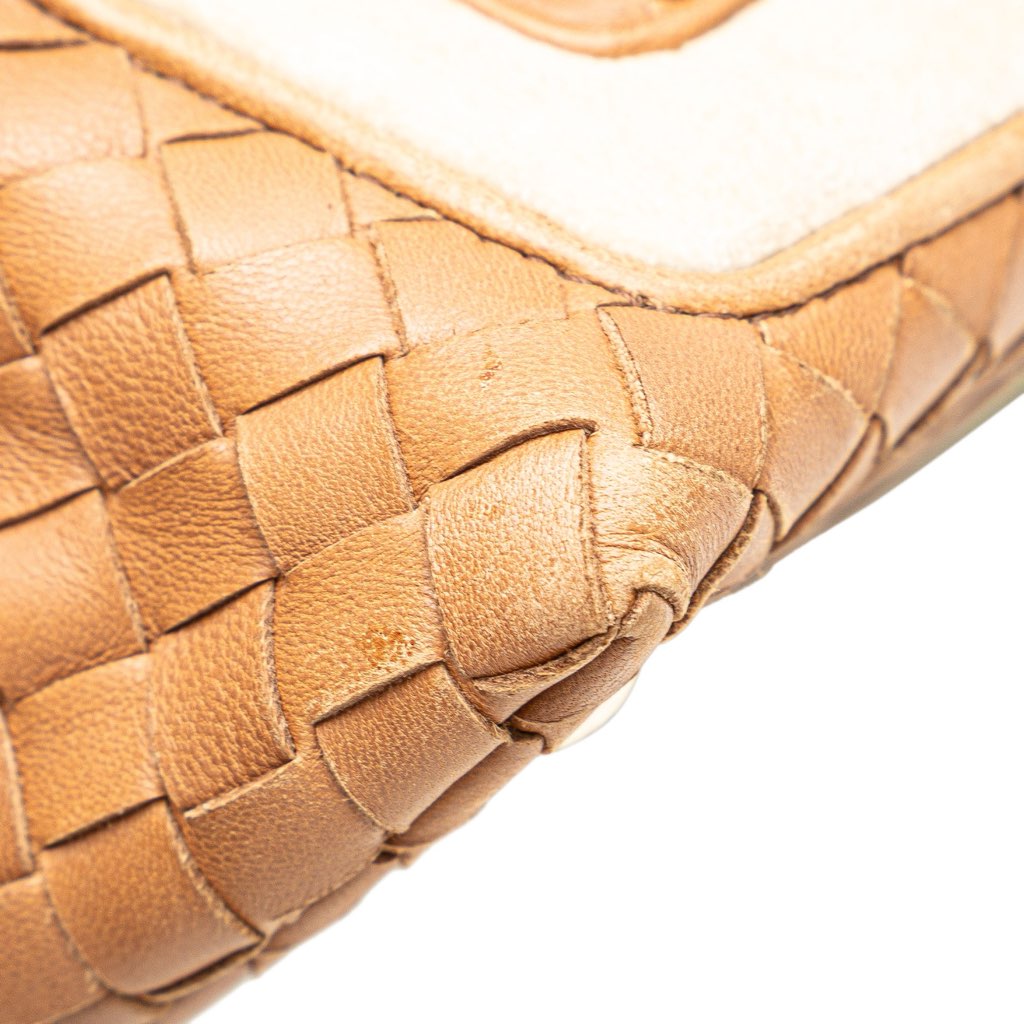 Bottega Veneta Velvet Trimmed Nappa Intrecciato Frame Bag - Image 12