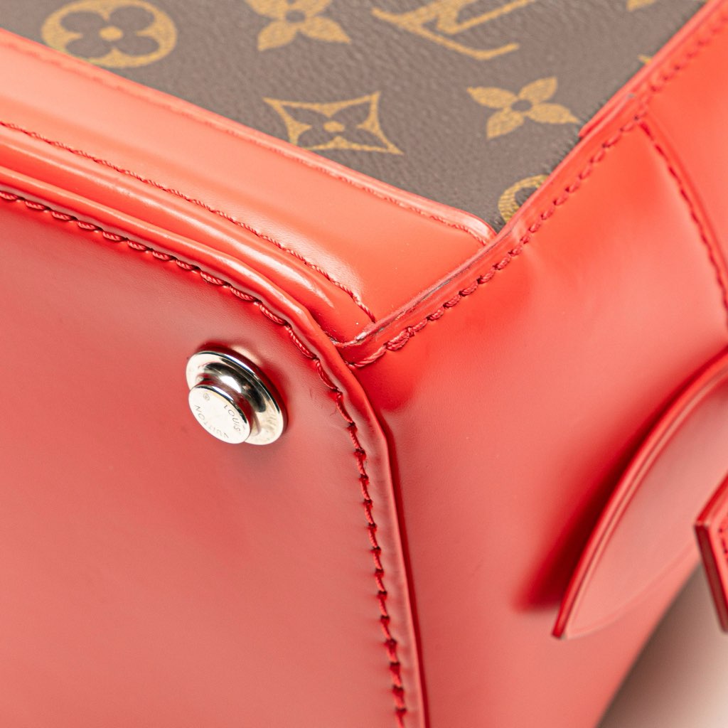 Louis Vuitton Monogram Dora PM - Image 13