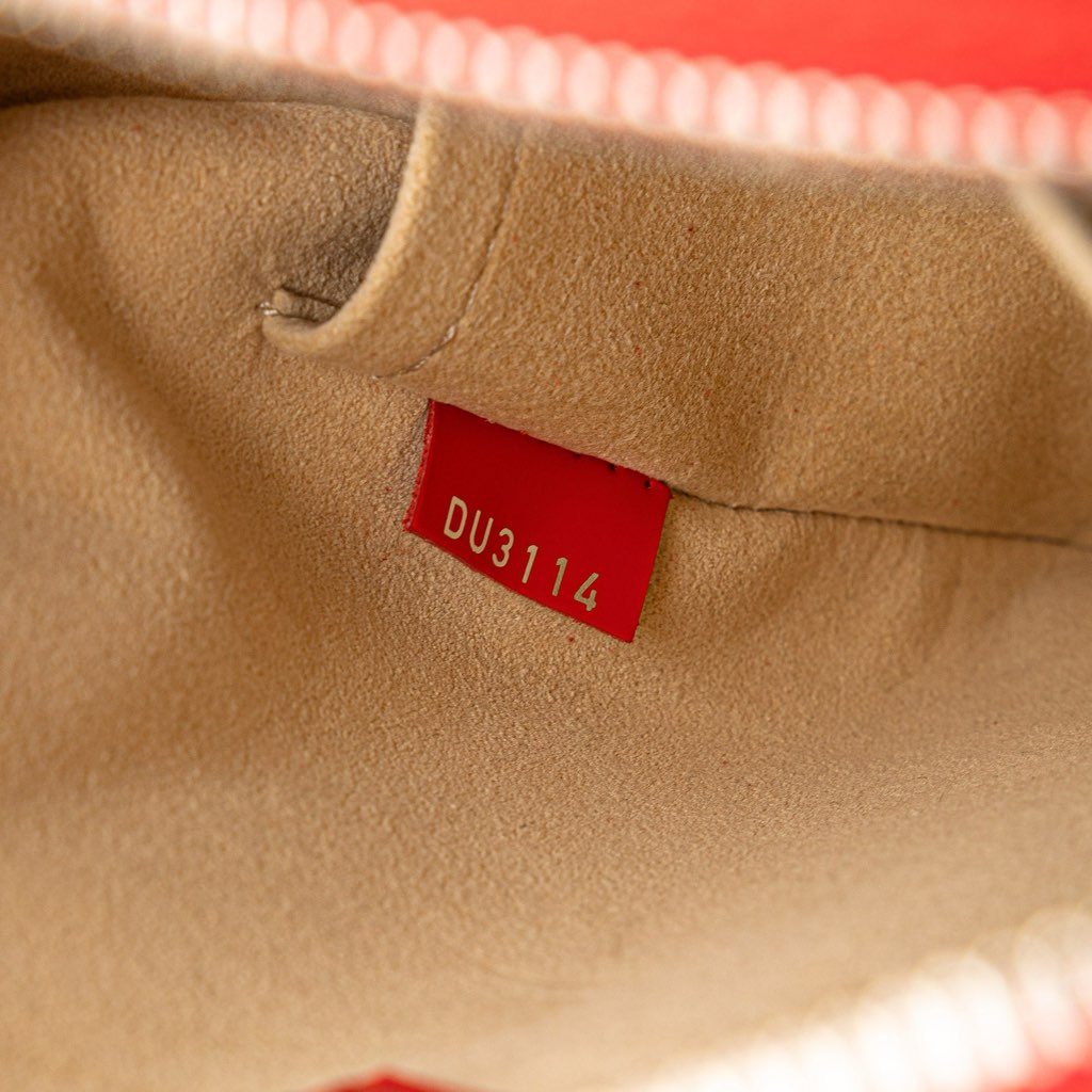 Louis Vuitton Monogram Dora PM - Detail 1