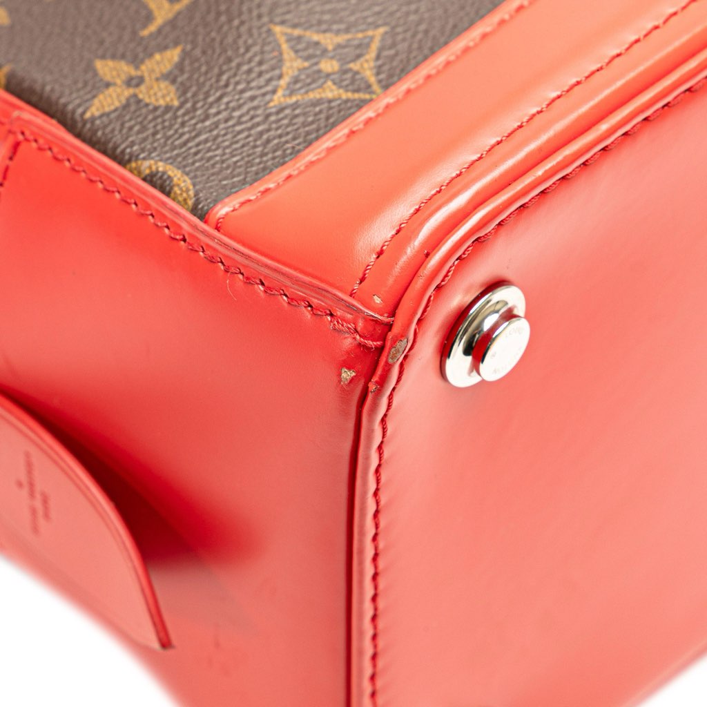 Louis Vuitton Monogram Dora PM - Image 12
