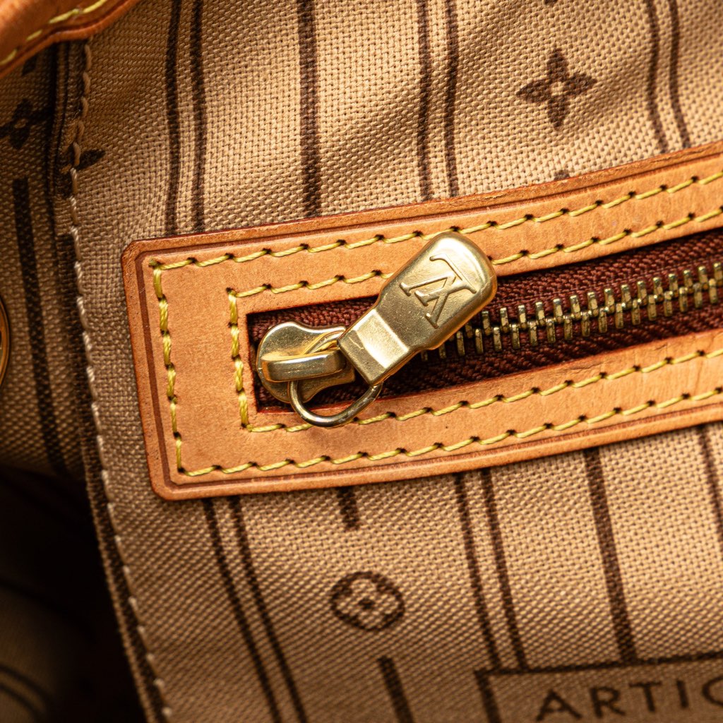 Louis Vuitton Monogram Neverfull PM - Detail 2