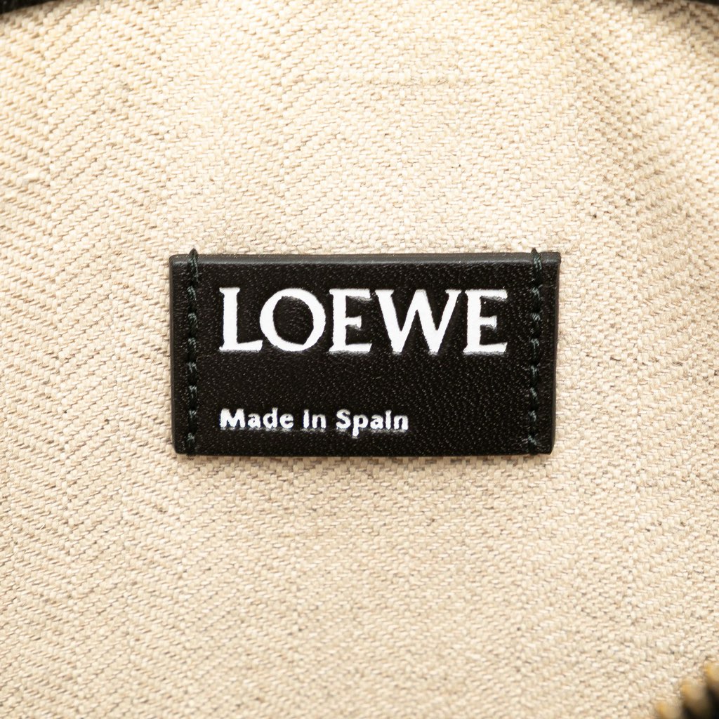 Loewe Leather Anagram T Clutch - 5