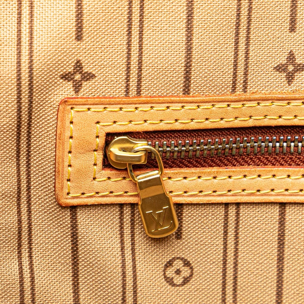 Louis Vuitton Monogram Neverfull MM - Image 11