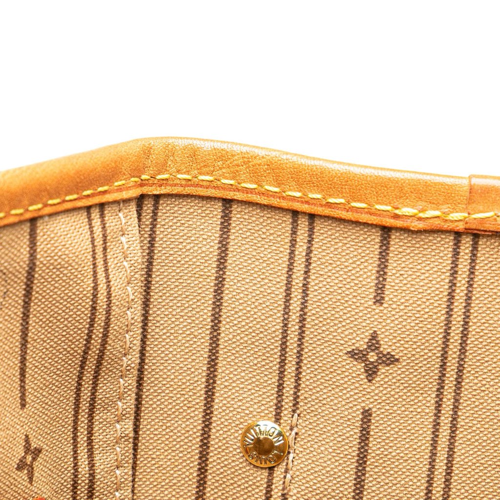 Louis Vuitton Monogram Neverfull MM - Image 12