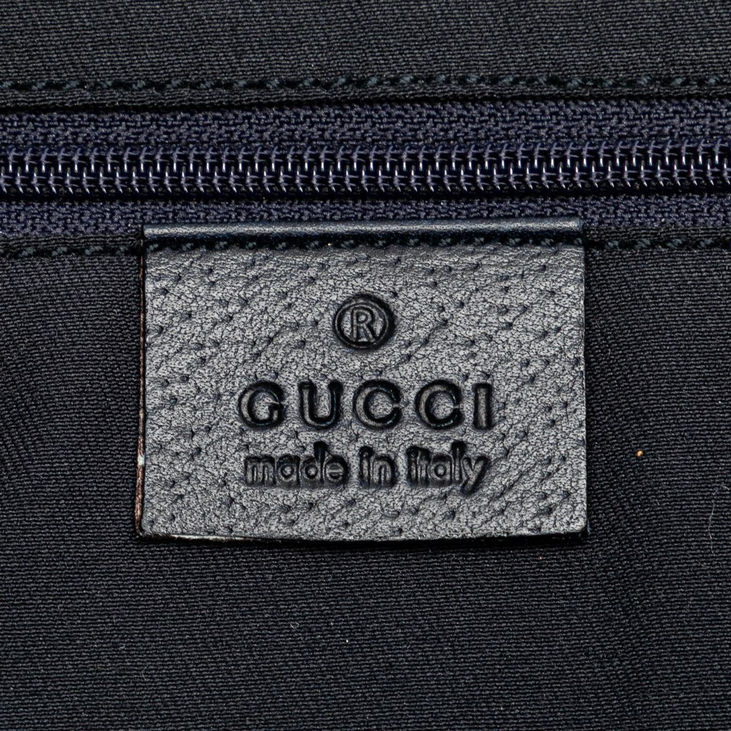 Gucci Calfskin Abbey D Ring Tote - Side view