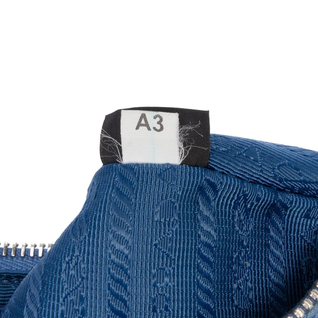 Prada Tessuto Gaufre Re Edition Shoulder Bag - 5