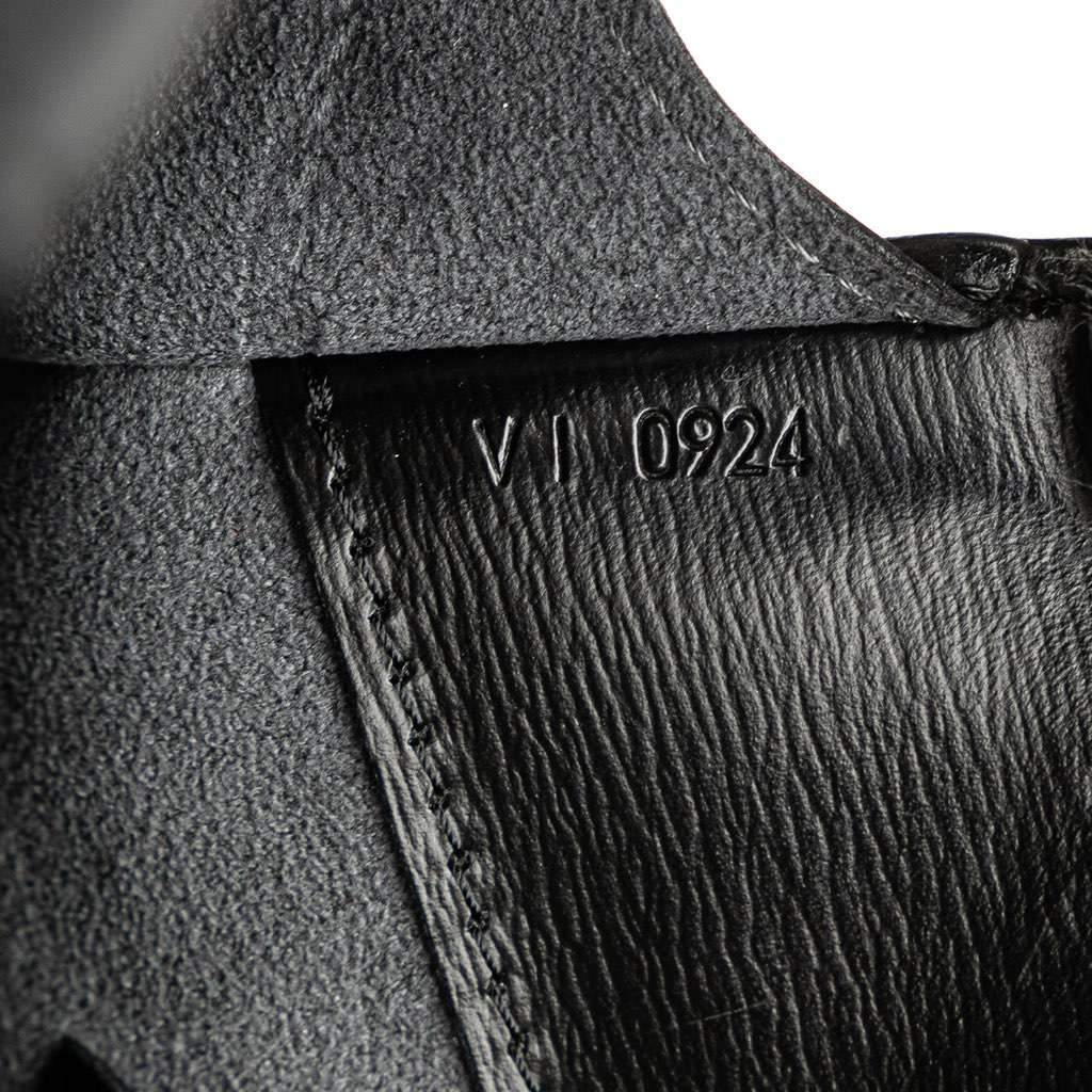 Louis Vuitton Epi Cluny - Detail 2