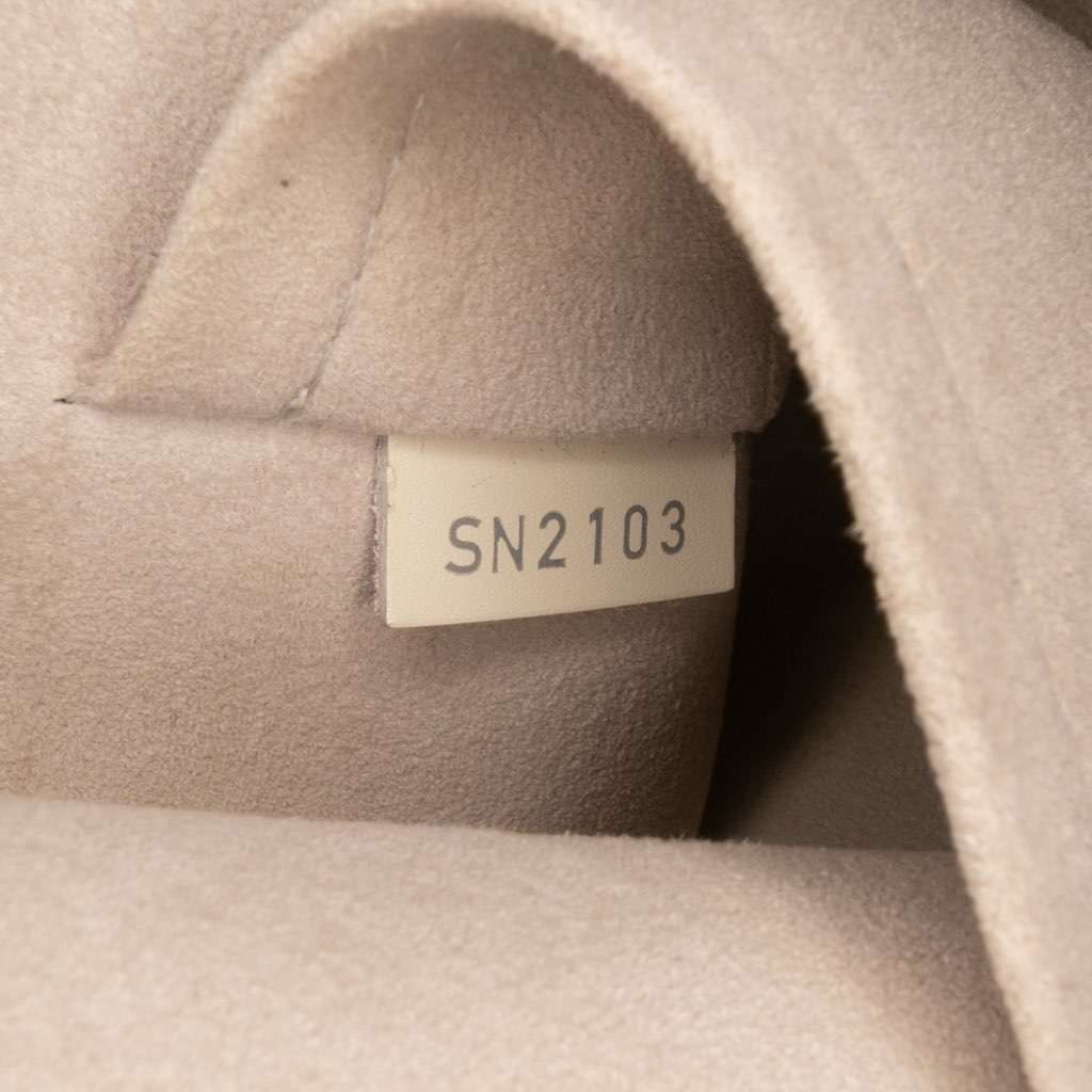 Louis Vuitton Epi Alma PM - Detail 1