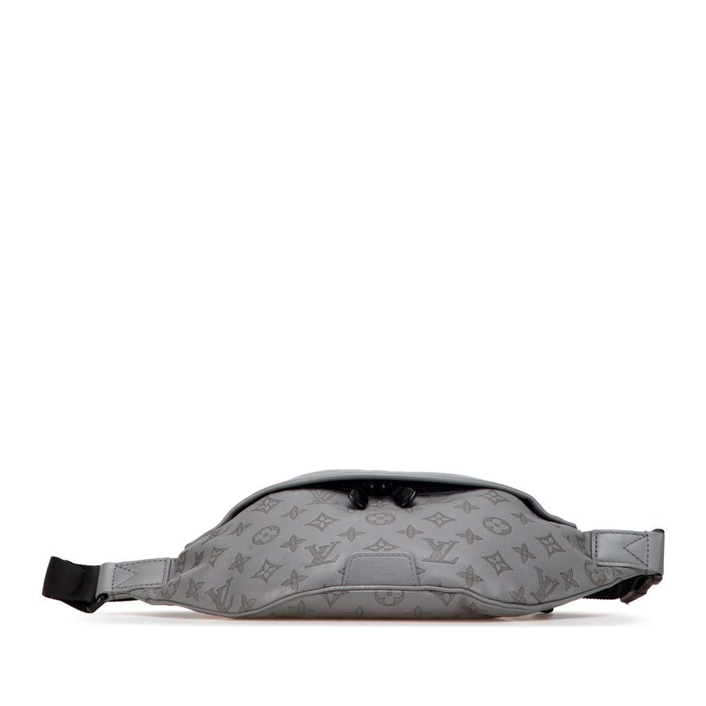 Louis Vuitton Monogram Shadow Discovery Bumbag - 3
