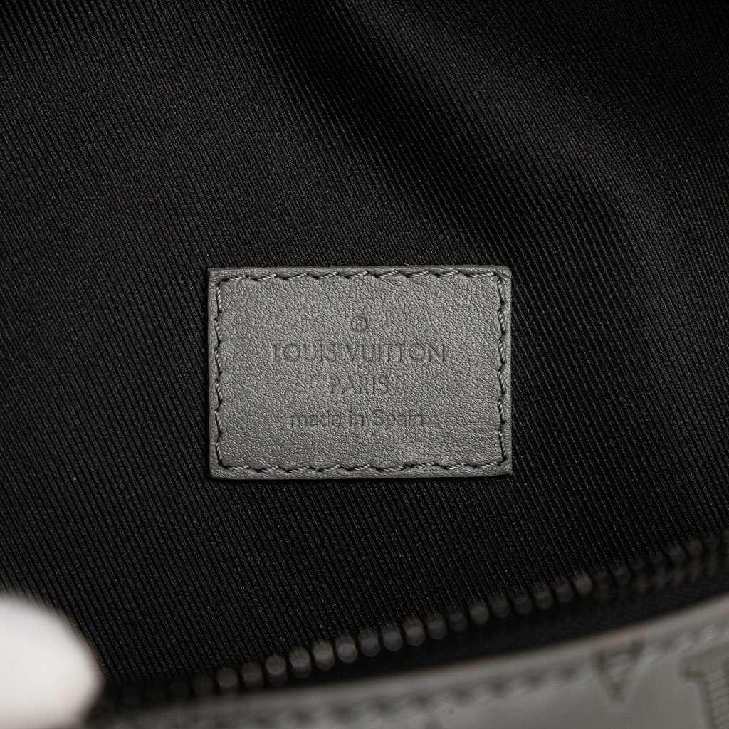 Louis Vuitton Monogram Shadow Discovery Bumbag - 5