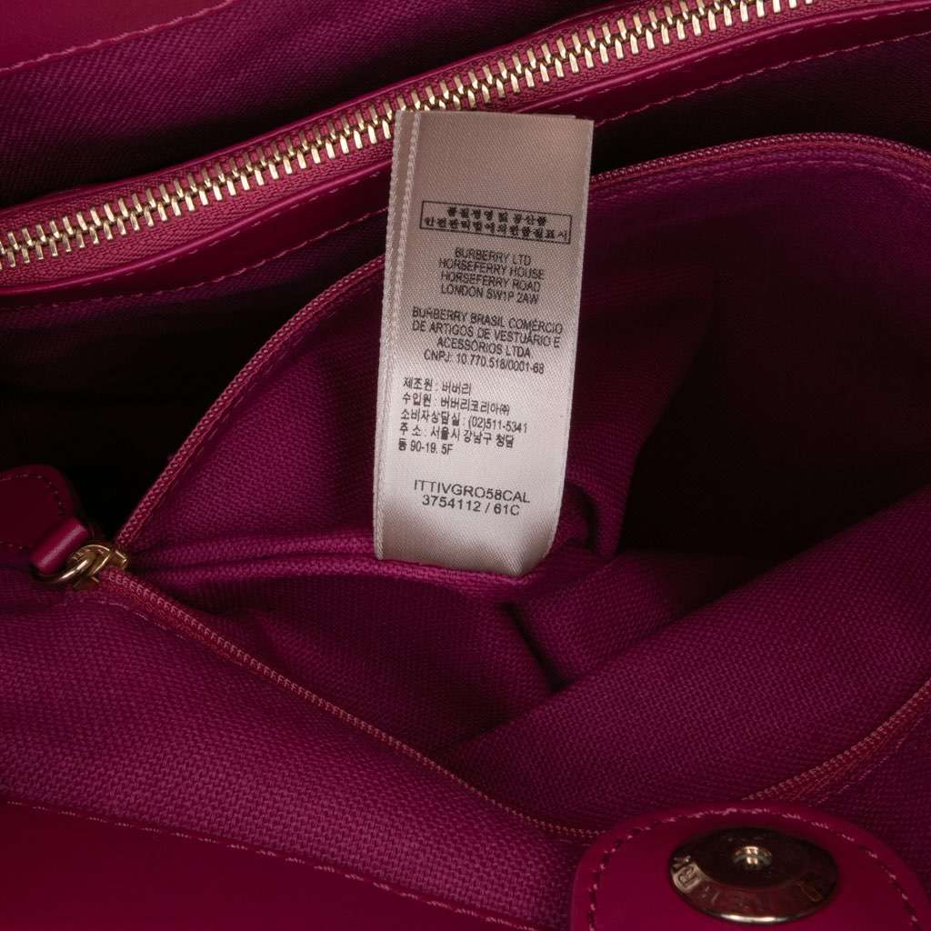 Burberry Haymarket Check Coated Canvas Ravensdon Tote - Detail 1