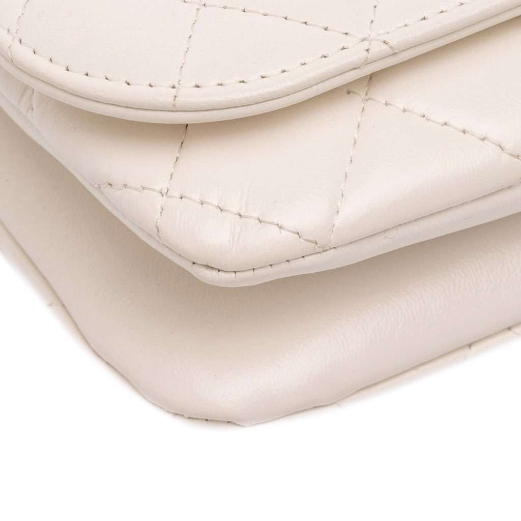 Chanel Quilted Shiny Lambskin Flap with Chain - Image 13