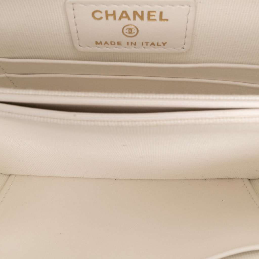 Chanel Quilted Shiny Lambskin Flap with Chain - 4