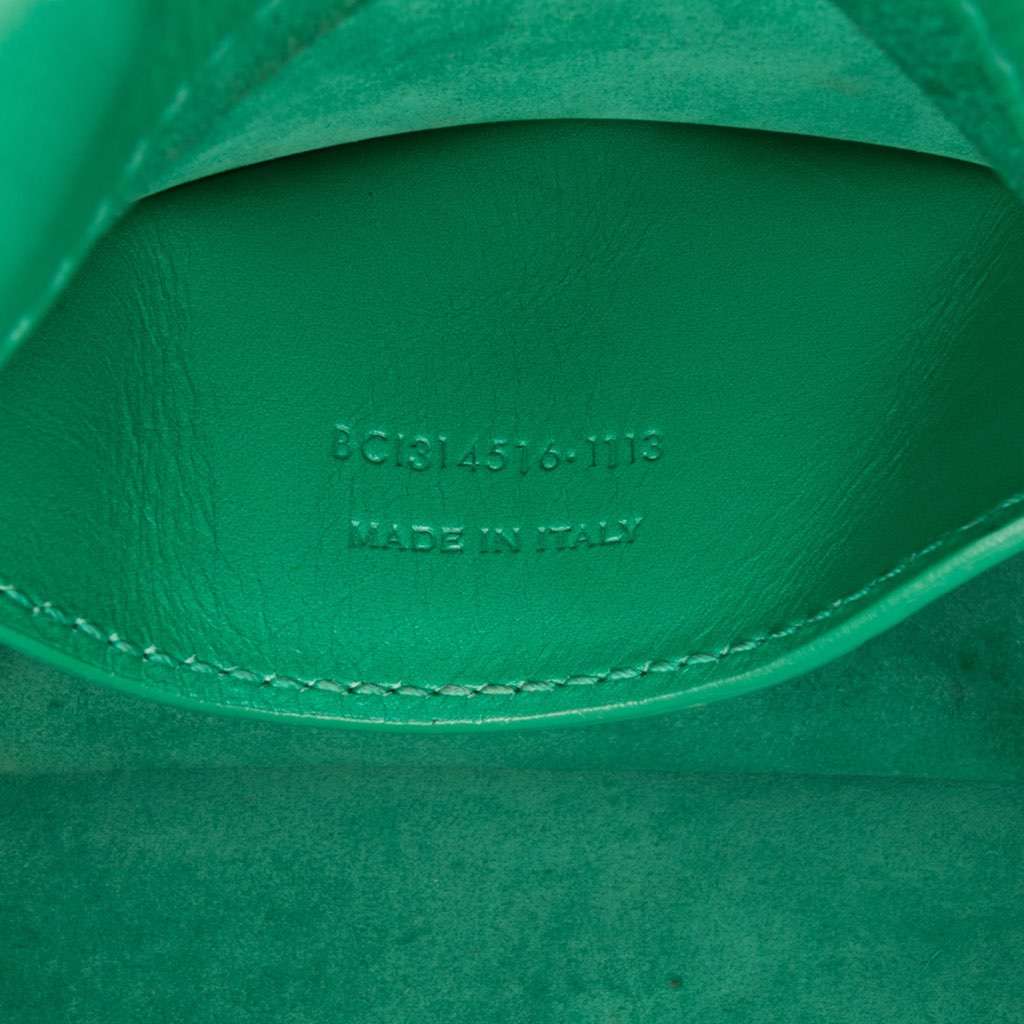 Saint Laurent Small Leather Betty Crossbody - Detail 1