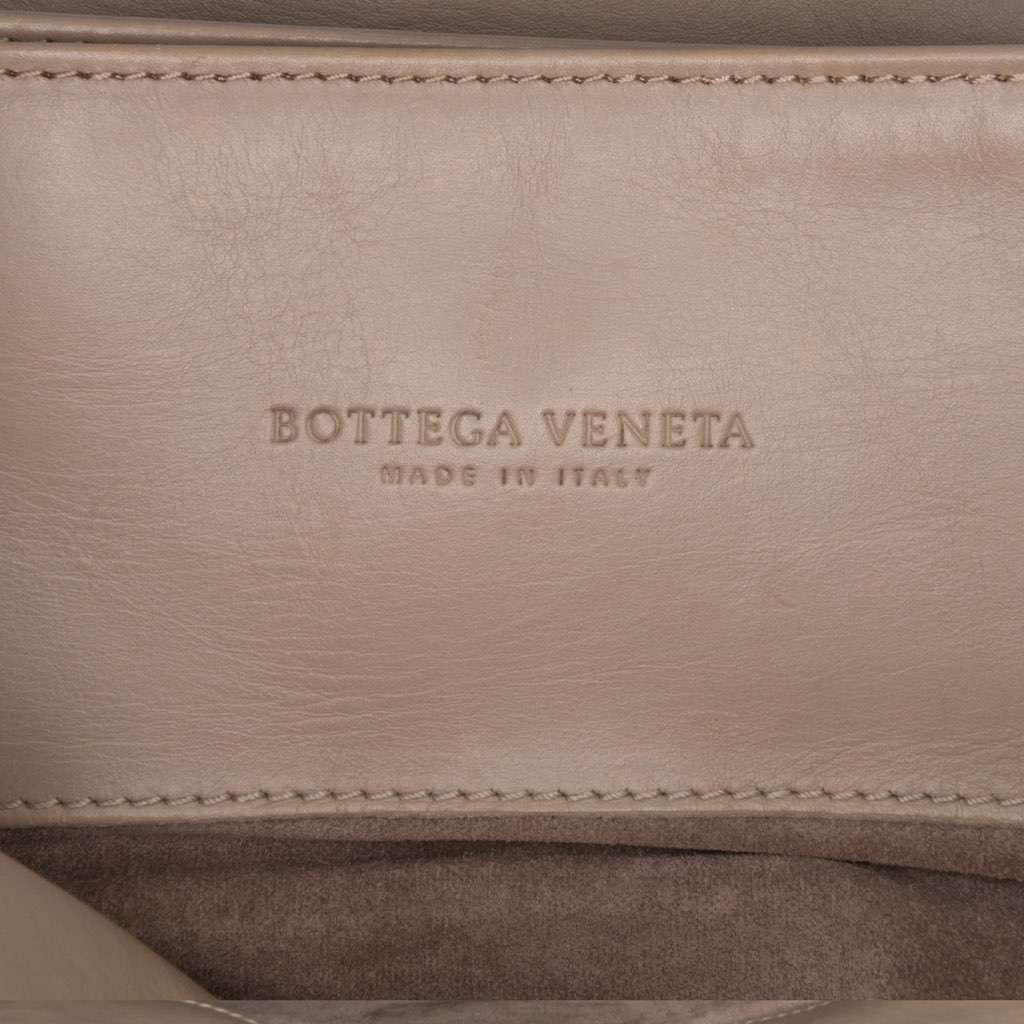 Bottega Veneta Medium Nappa Intrecciato Roma Tote - Side view